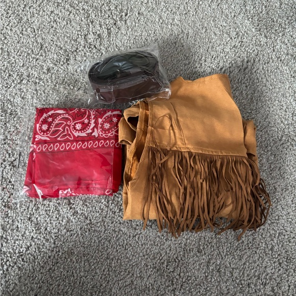 Cowgirl Costume Kit - Picture 2 of 11